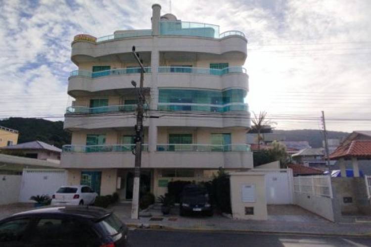 APARTAMENTO PRAIA DE BOMBAS BOMBINHAS